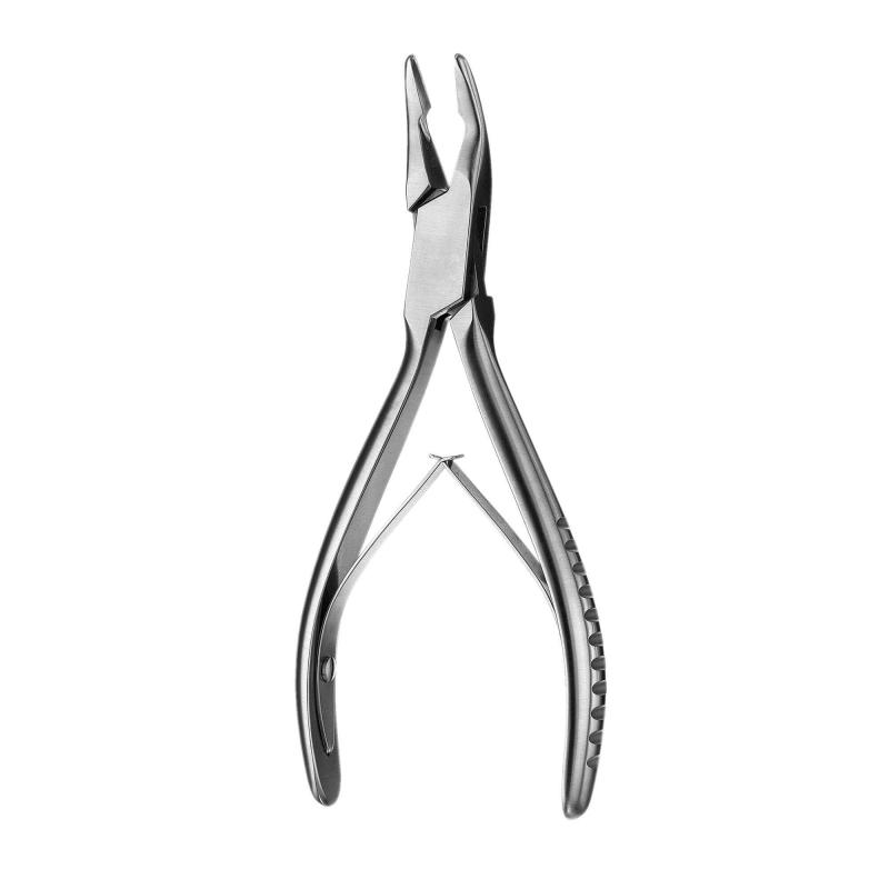 Blumenthal Rongeur, 4.0 Mm Wide Jaws, 6 1/4" (16.0 Cm), Beak At 30-Degree Angle